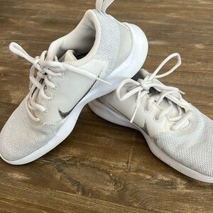 nike flex experience runners!!